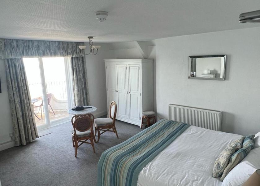 England Looe Family Room with Sea View