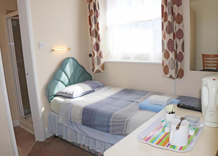Wales Colwyn Bay Single Room - First Floor