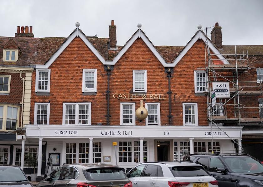 England Marlborough Facade