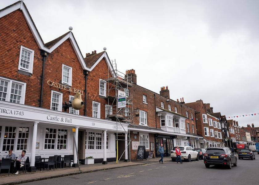 England Marlborough Facade