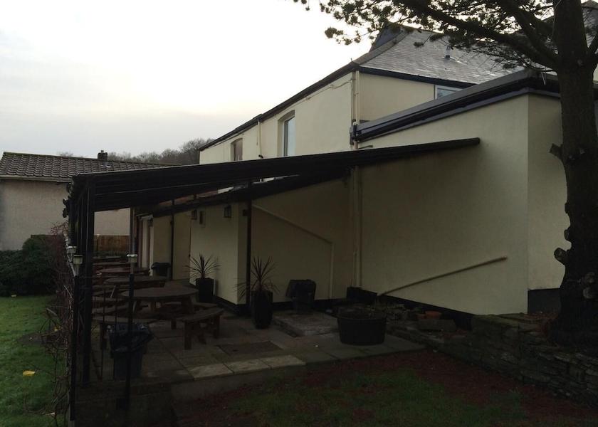 Wales Blackwood Property Grounds