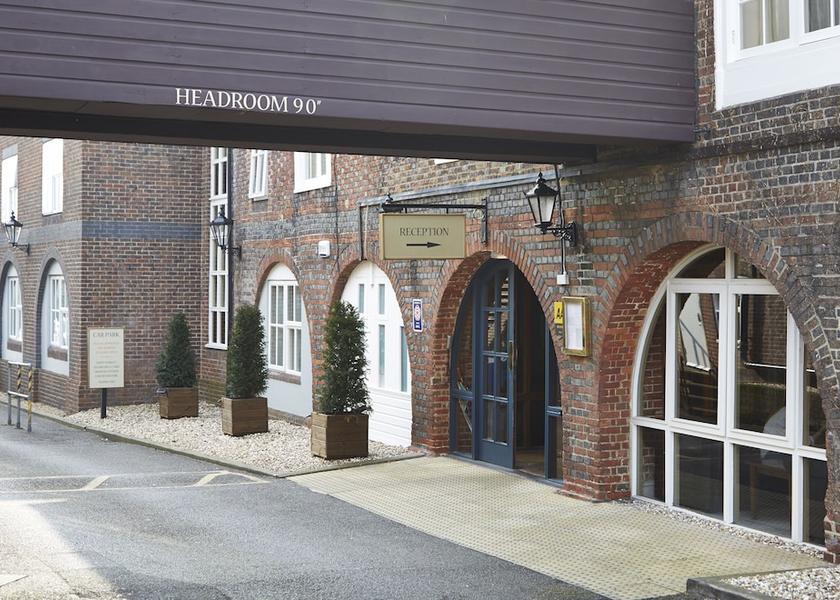 England Fareham Exterior Detail