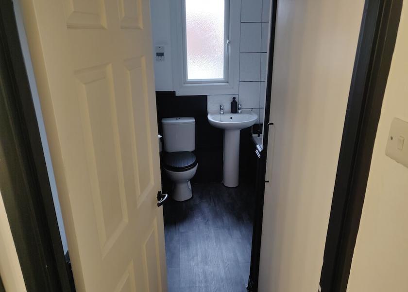 England St Neots Bathroom