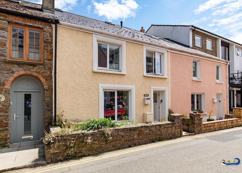 Wales Saundersfoot Room