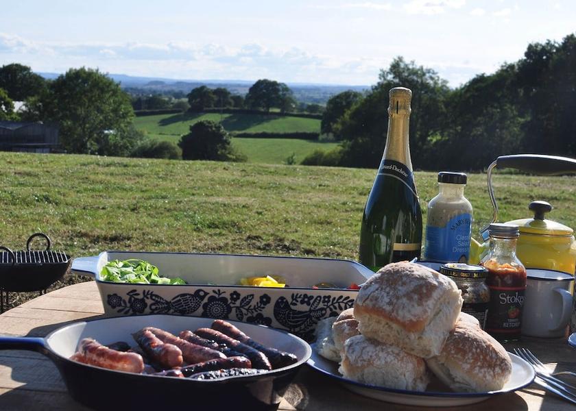 England Shaftesbury Balcony