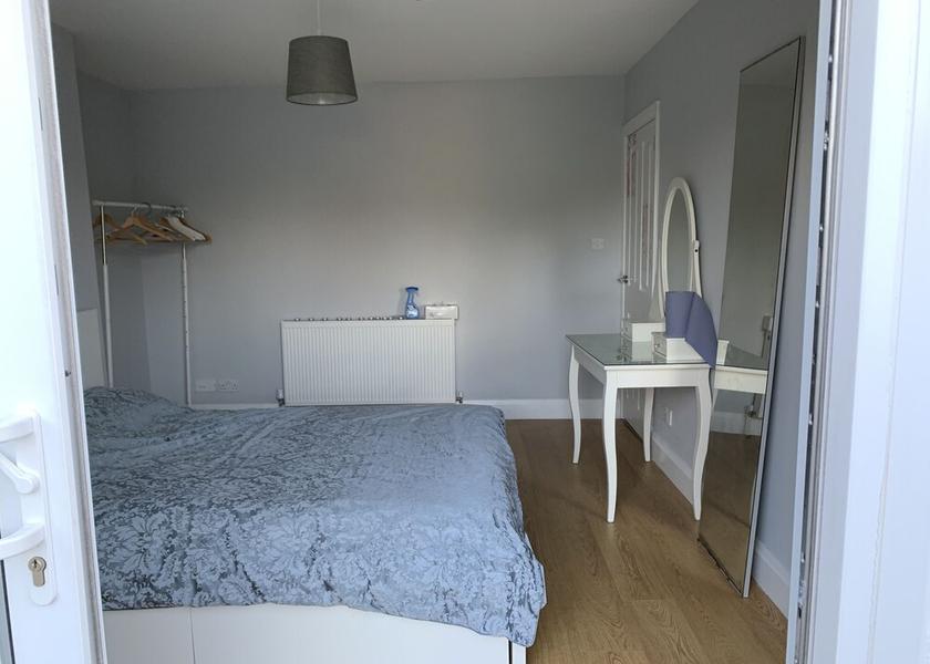 England Edgware Room