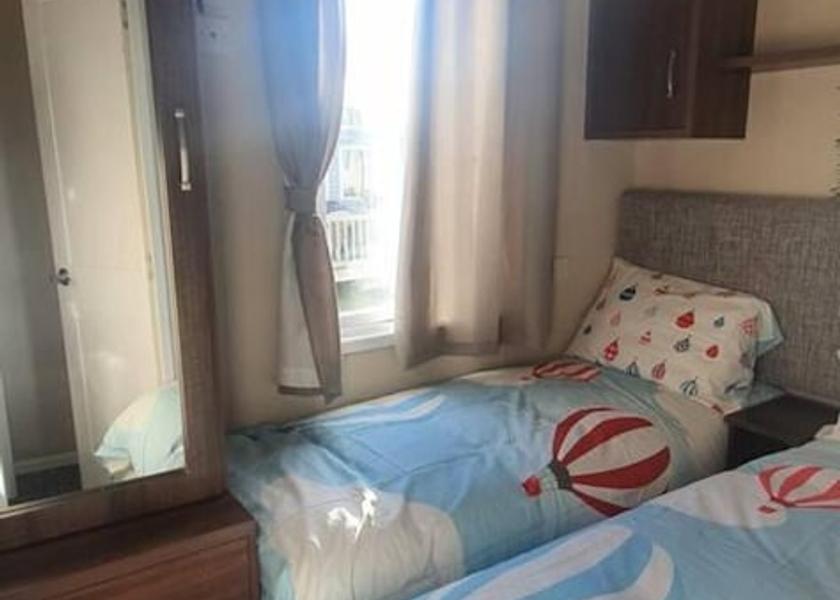 England Clacton-on-Sea Room