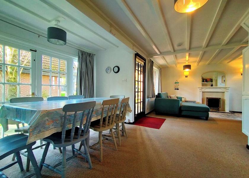 England Hayle Dining Area