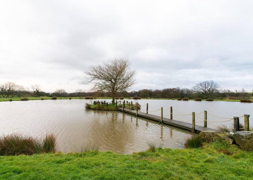 England leek Lake