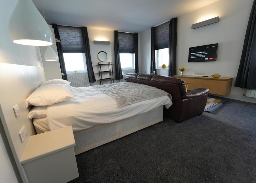 Wales Merthyr Tydfil Room