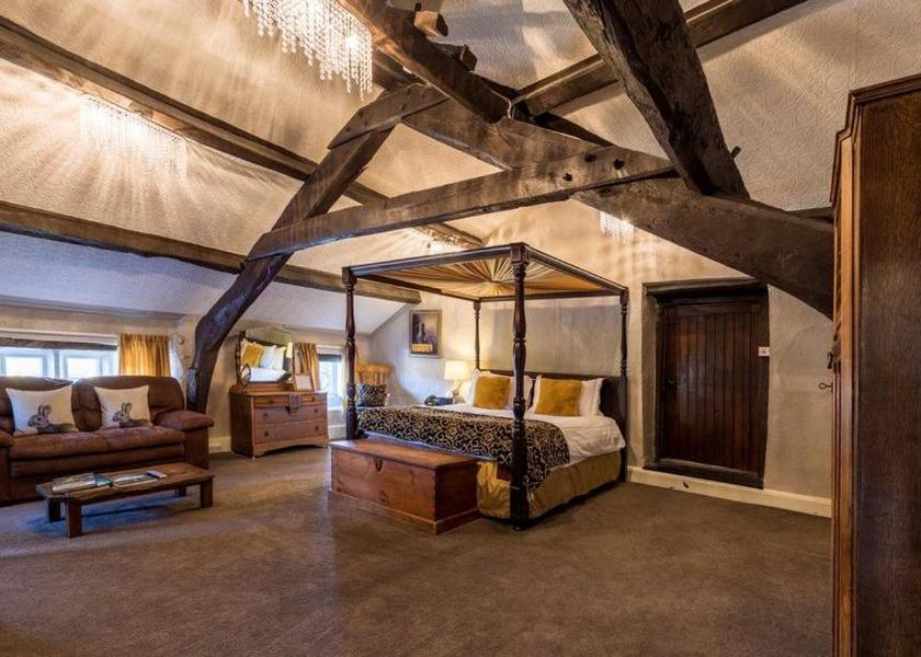 England Seascale 4 Poster Suite - No pets