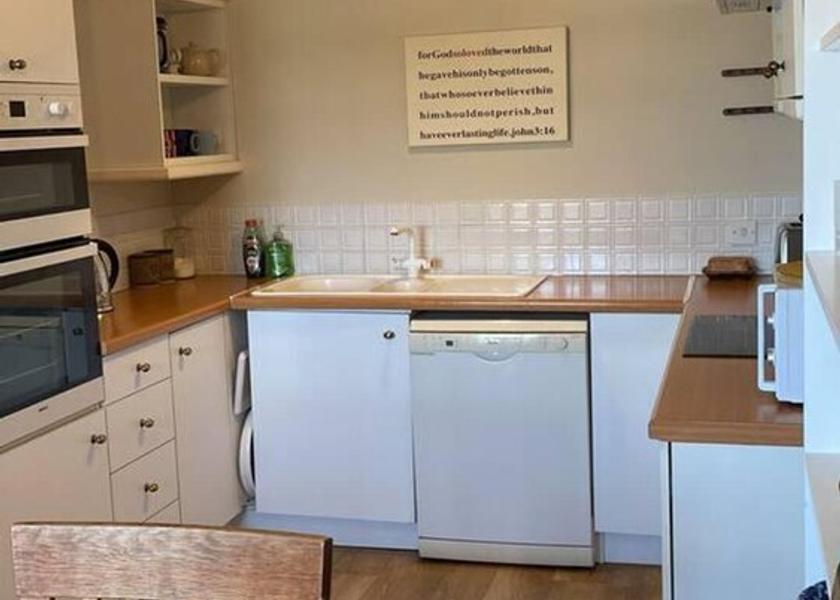 England Fowey Kitchen