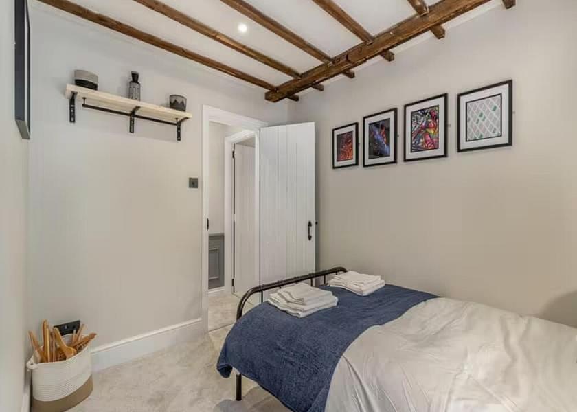 England Matlock Room