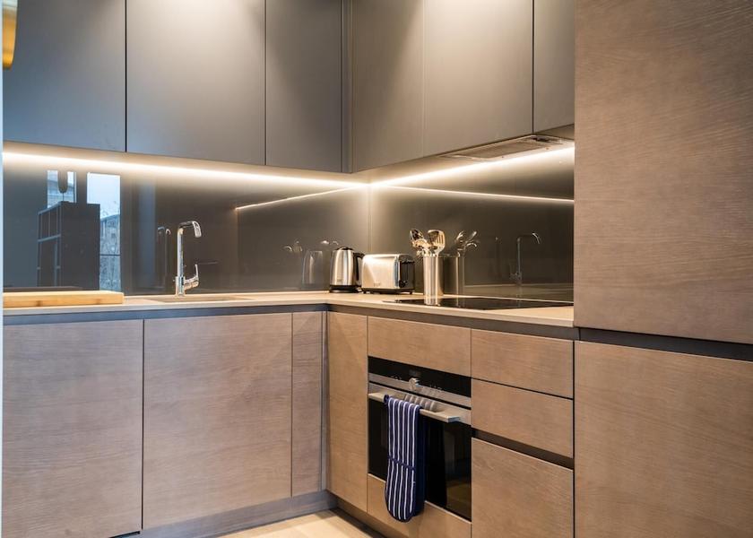 England Barking Room