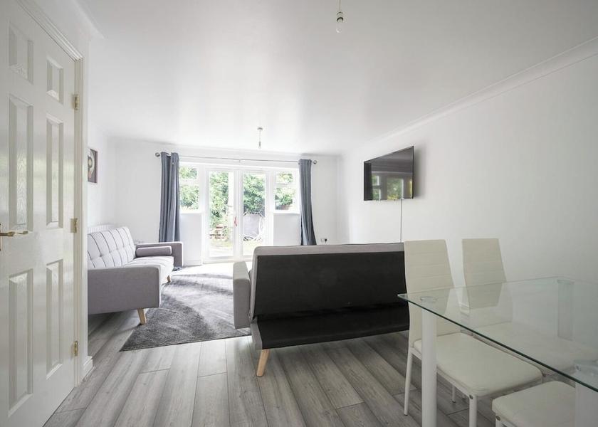 England Maidstone Primary image