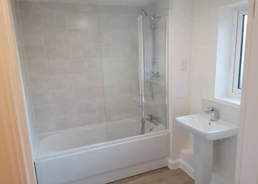 England Dunstable Bathroom