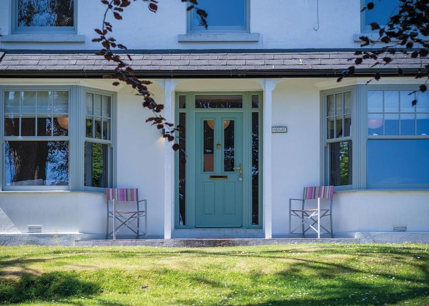 Wales Saundersfoot Facade