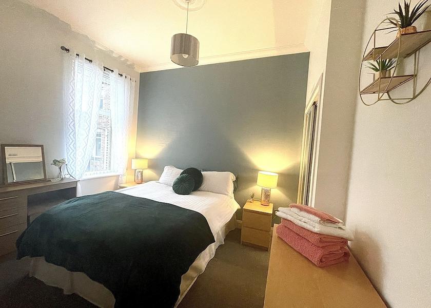 Scotland coatbridge Room