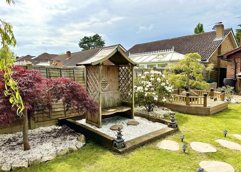 England Hoddesdon Property Grounds