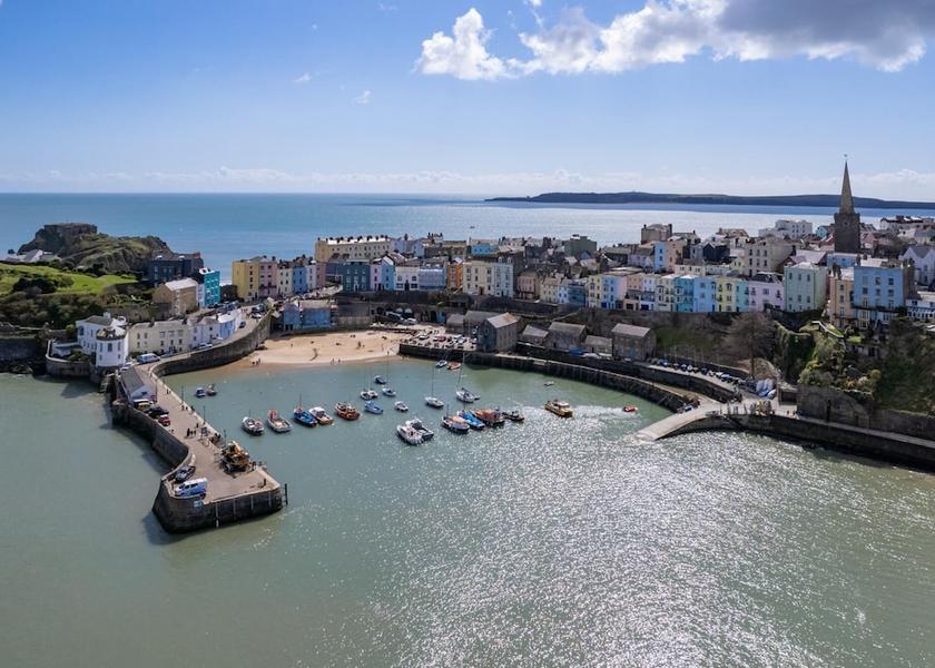 Wales Tenby Room