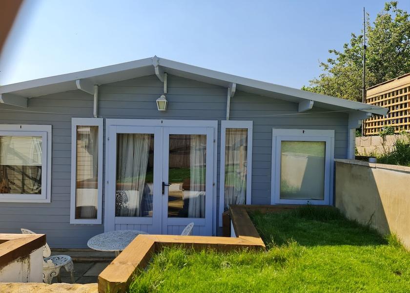 England Hythe Exterior Detail