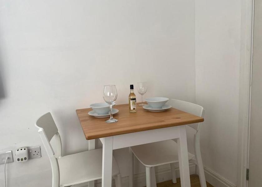 England Wembley Dining Area