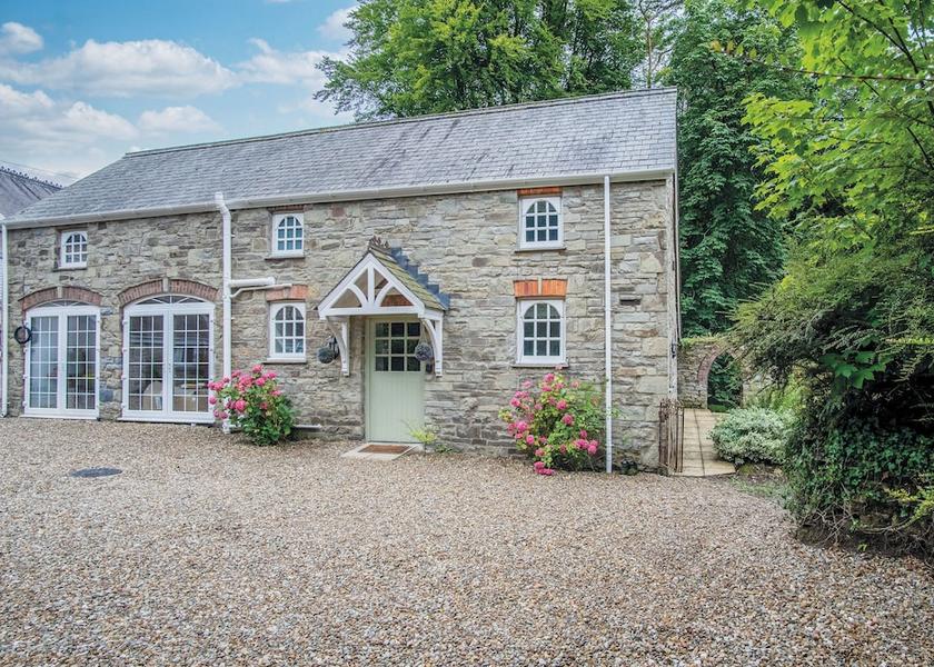 Wales Narberth Facade