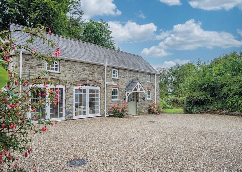 Wales Narberth Facade