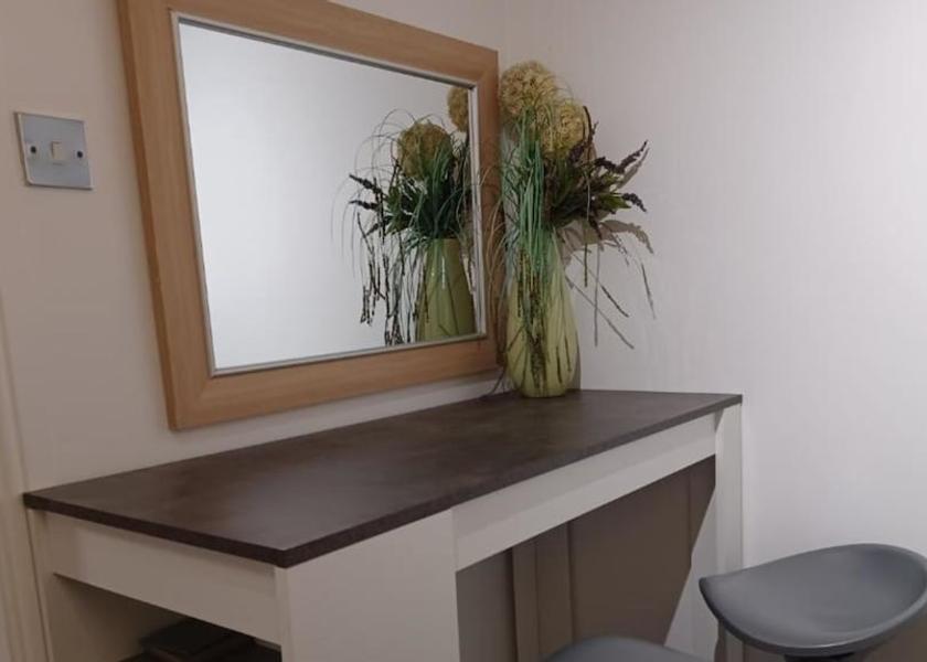 England Dunstable In-Room Dining