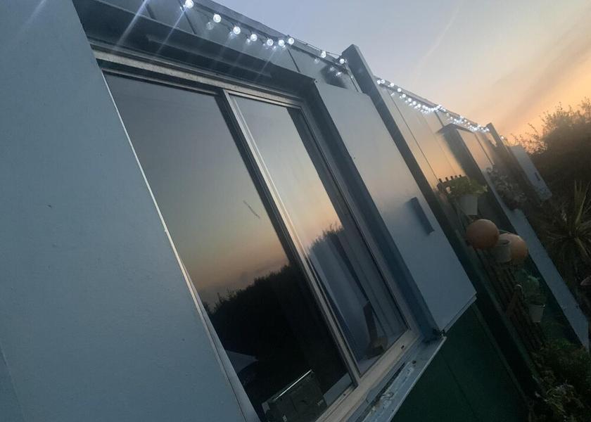 England Torpoint Exterior Detail