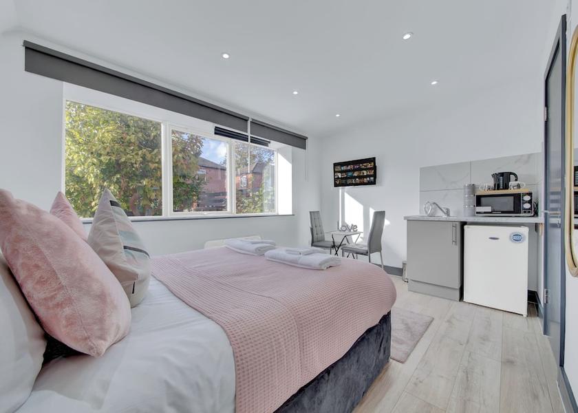 England Feltham Primary image