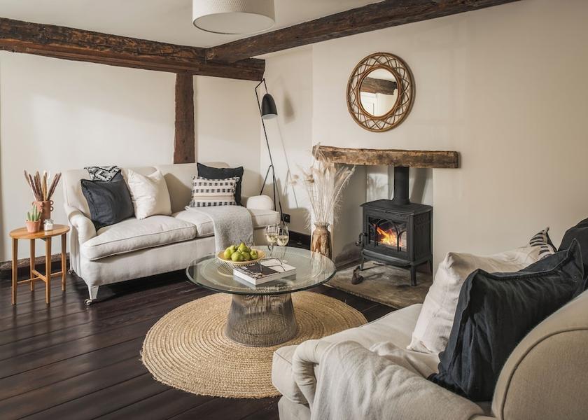 England West Malling Living Area