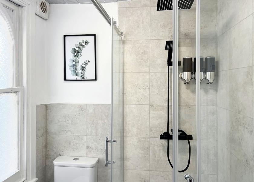 England South Croydon Bathroom