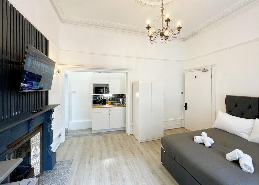 England South Croydon Room