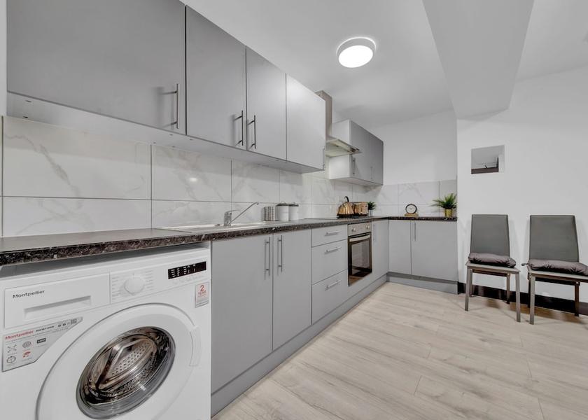 England Feltham Kitchen