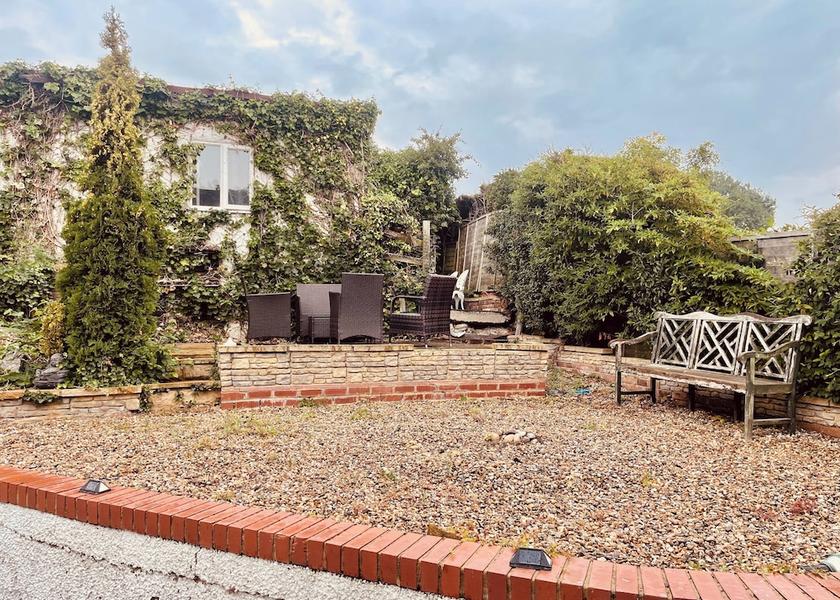 England Potters Bar Property Grounds