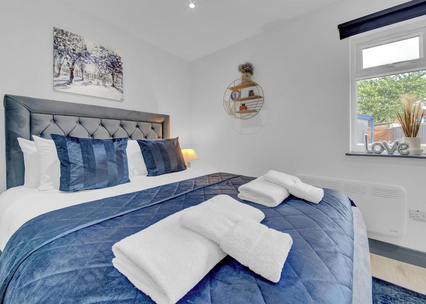 England Feltham Room