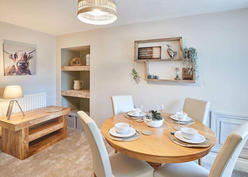 England Alnwick Room