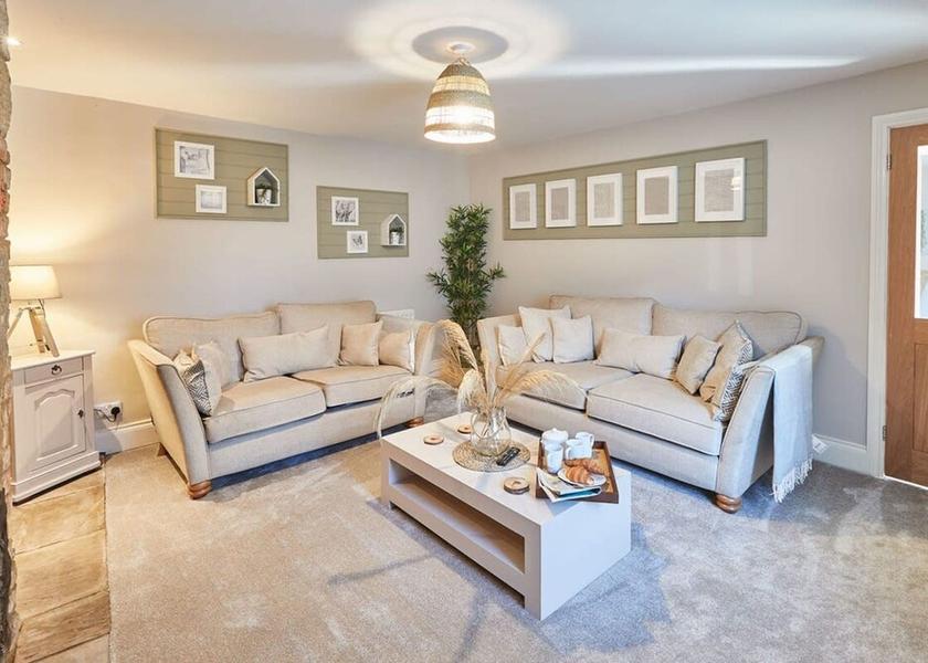 England Alnwick Room