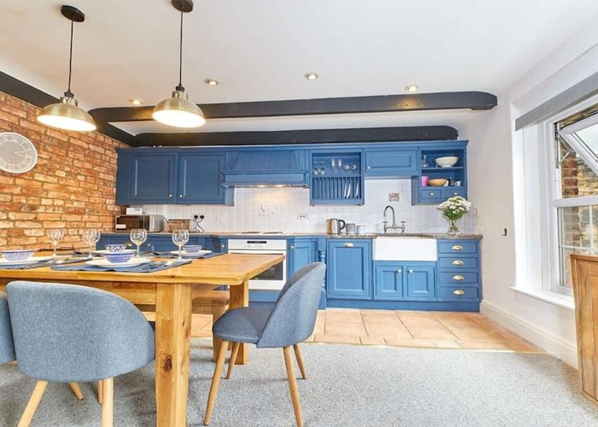 England Alnwick Room