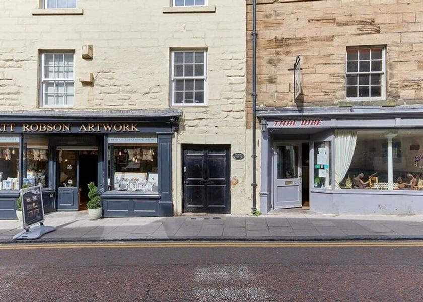 England Alnwick Room