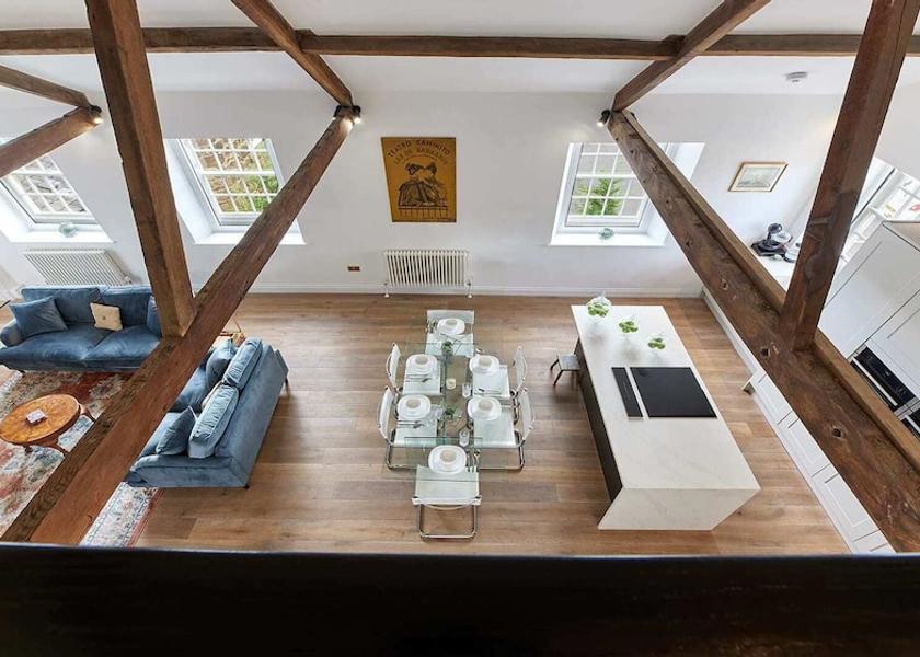 England Alnwick Room