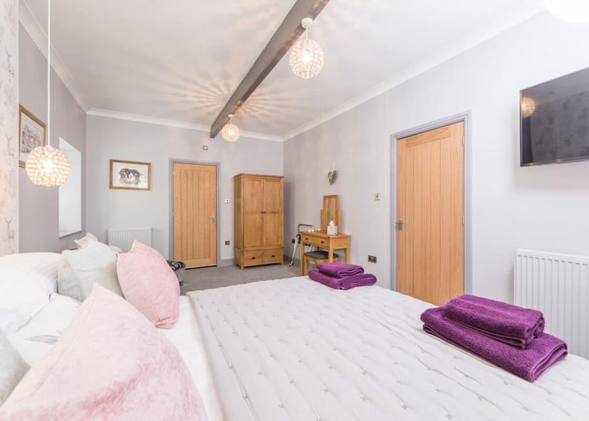 England Belford Room