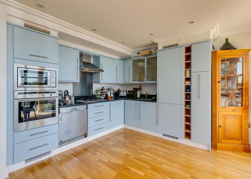 England Brentford Kitchen