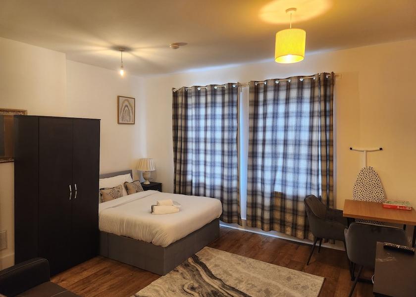 England Greenhithe Room