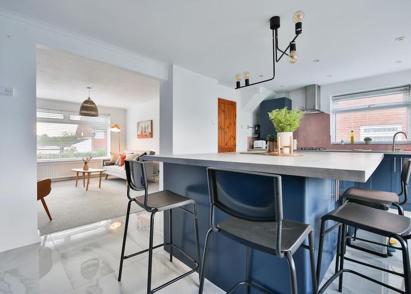 Wales Barry In-Room Dining