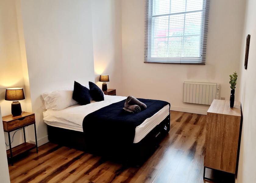 England Swindon Room