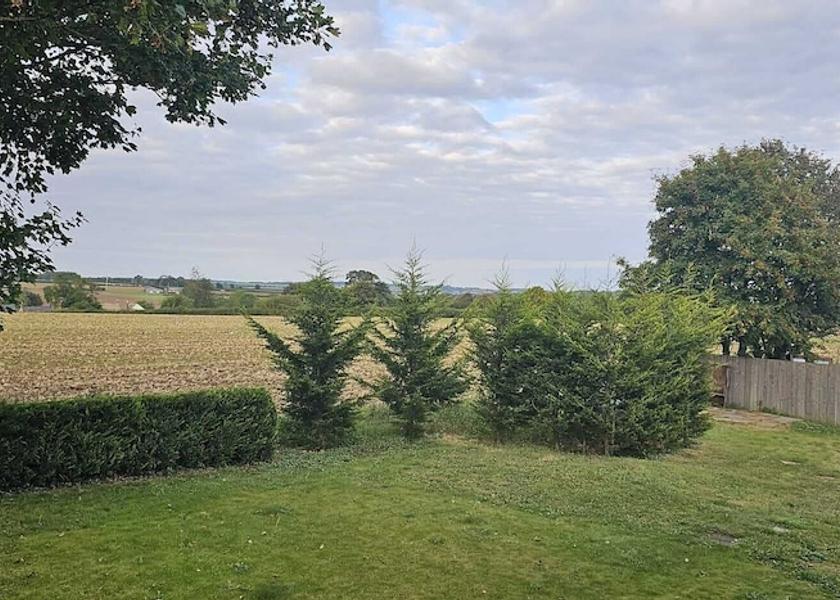 England Oakham Property Grounds