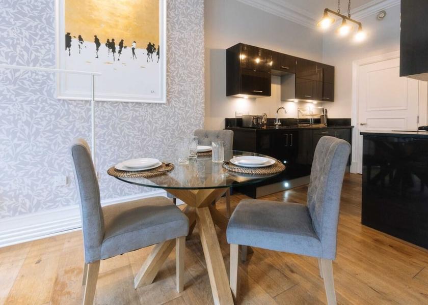 England Manchester Dining Area