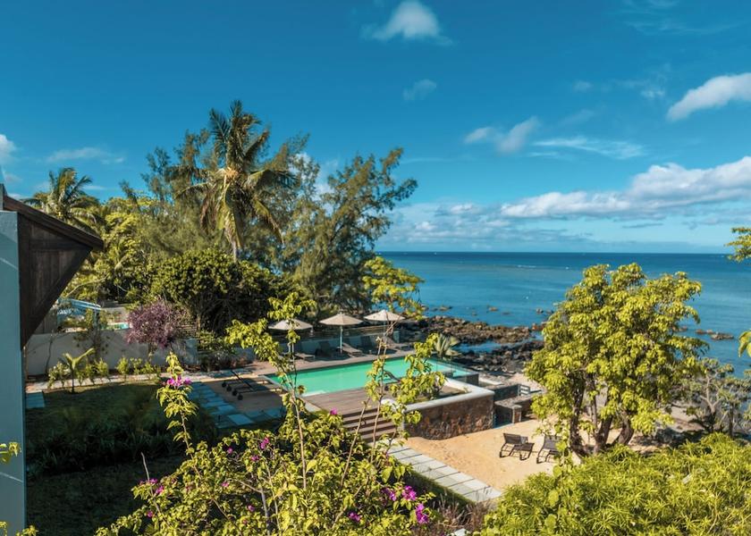  Black River Exterior Detail